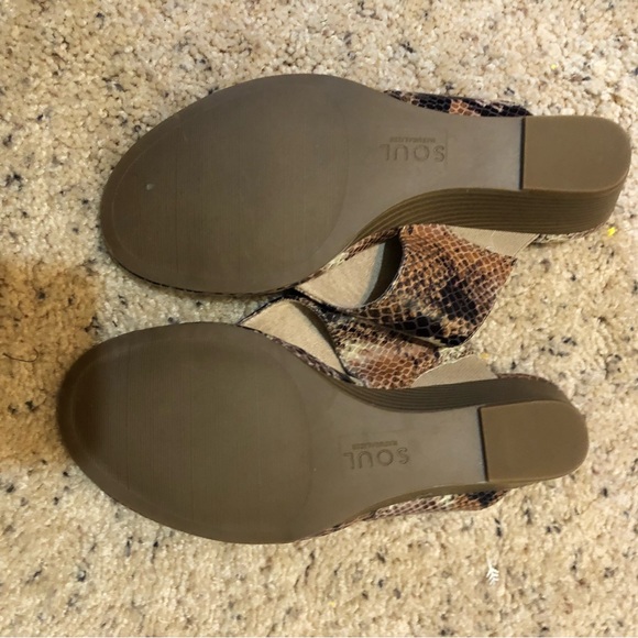 Snakeskin wedge sandals - Picture 3 of 7